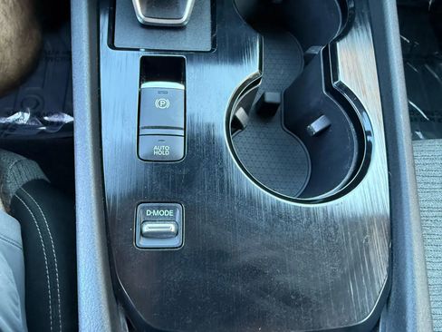 Used 2021 Nissan Rogue SV image 22