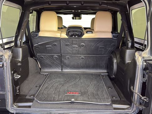 Used 2019 Jeep Wrangler Unlimited Rubicon image 8