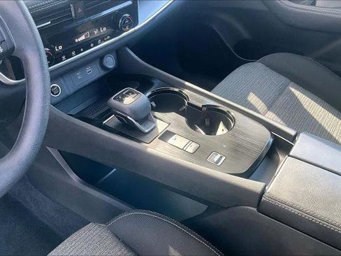 Certified 2023 Nissan Rogue SV image 16