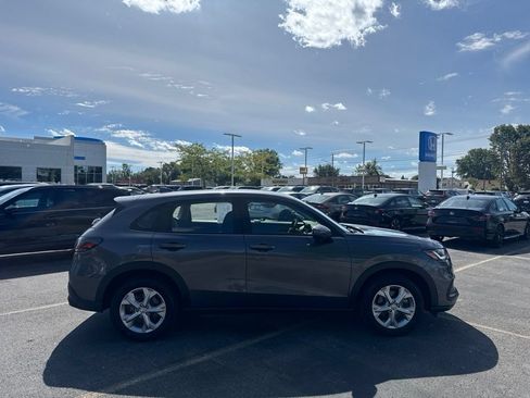 Certified 2024 Honda HR-V LX image 3