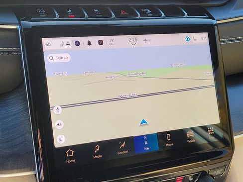 New 2023 Jeep Grand Cherokee L Limited image 13