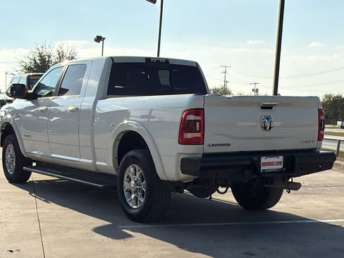 Certified 2019 RAM 3500 Laramie image 7
