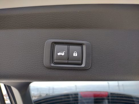 New 2026 Mitsubishi Outlander SEL image 29