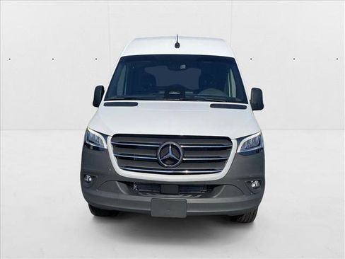 New 2025 Mercedes-Benz Sprinter 2500 image 6