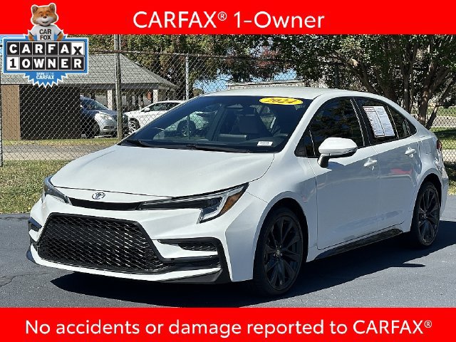 Used 2024 Toyota Corolla SE FWD image 3