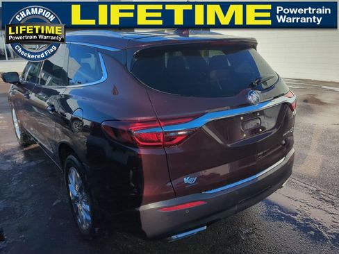 Used 2019 Buick Enclave Essence image 4