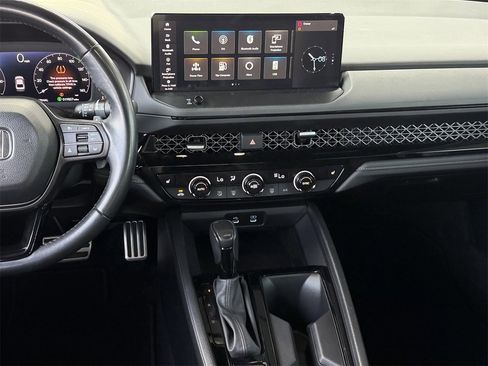 Used 2024 Honda Accord Sport image 17