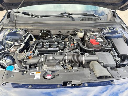 Used 2018 Honda Accord EX image 9