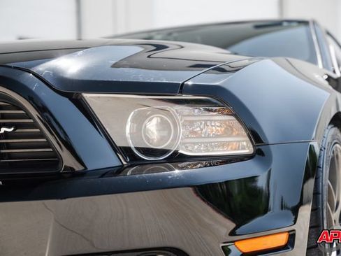 Used 2013 Ford Mustang GT Premium RWD image 39