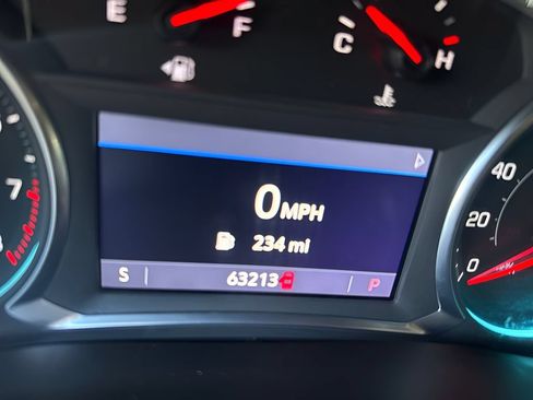 Used 2021 Chevrolet Traverse LT AWD/4WD image 24