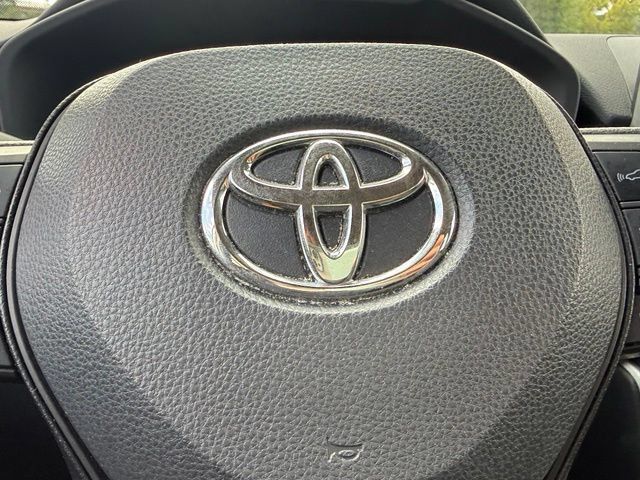 Used 2024 Toyota RAV4 XLE AWD/4WD image 26