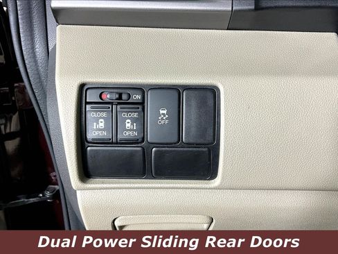 Used 2015 Honda Odyssey EX image 37