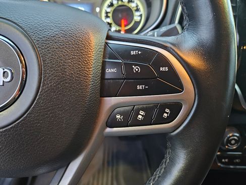 Used 2019 Jeep Cherokee High Altitude image 20