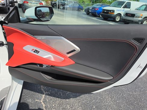 Used 2025 Chevrolet Corvette Stingray Preferred Cpe w/ 2LT RWD image 10