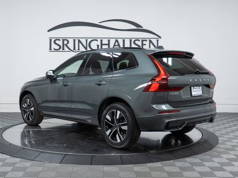 New 2026 Volvo XC60 B5 Plus AWD/4WD image 7