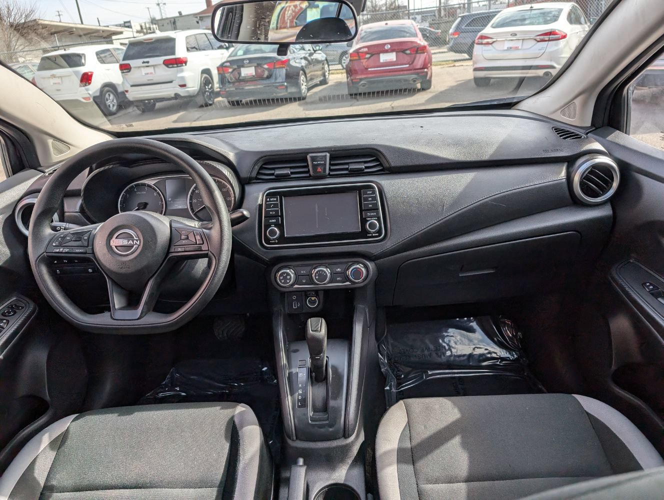 Used 2025 Nissan Versa S w/ Trunk Package FWD image 14