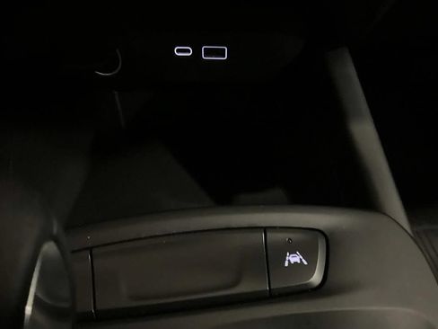 Used 2026 Chevrolet Trax RS FWD image 22