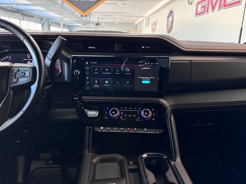 Certified 2025 GMC Sierra 2500 AT4 AWD/4WD image 21