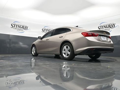 Used 2022 Chevrolet Malibu LS image 21