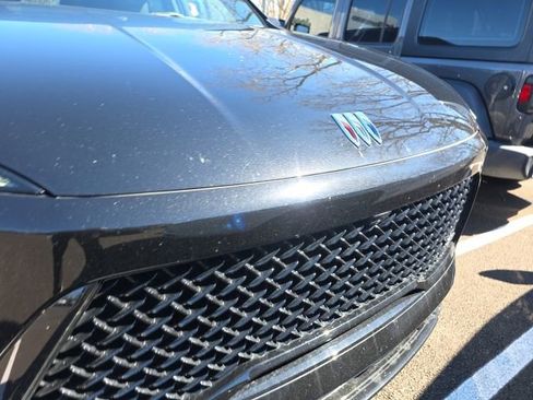 Used 2025 Buick Enclave Sport Touring w/ Power Package image 17