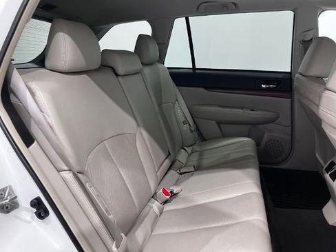 Used 2014 Subaru Outback 2.5i Limited w/ Moonroof Package image 35