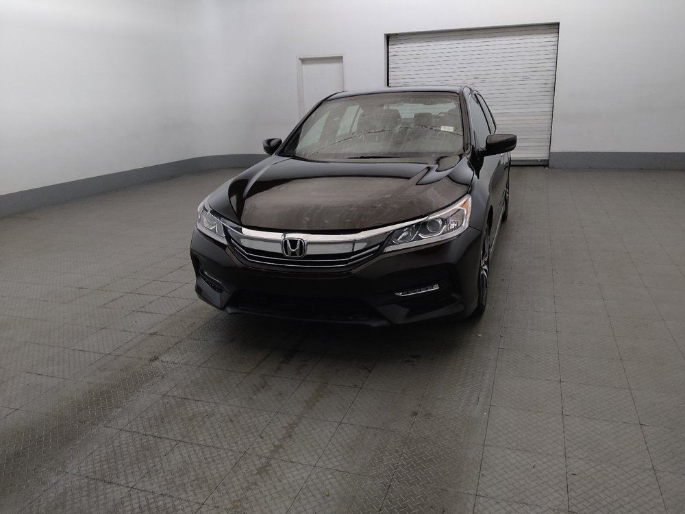 Used 2017 Honda Accord Sport image 15