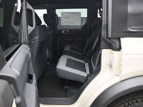New 2026 Ford Bronco Big Bend AWD/4WD image 16