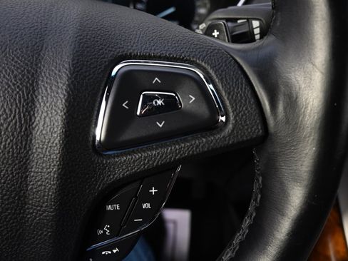 Used 2016 Lincoln MKX Reserve w/ Climate Package image 34