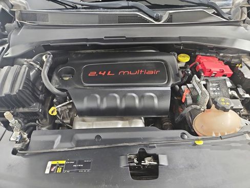 Used 2019 Jeep Compass Trailhawk w/ Cold Weather Group image 22