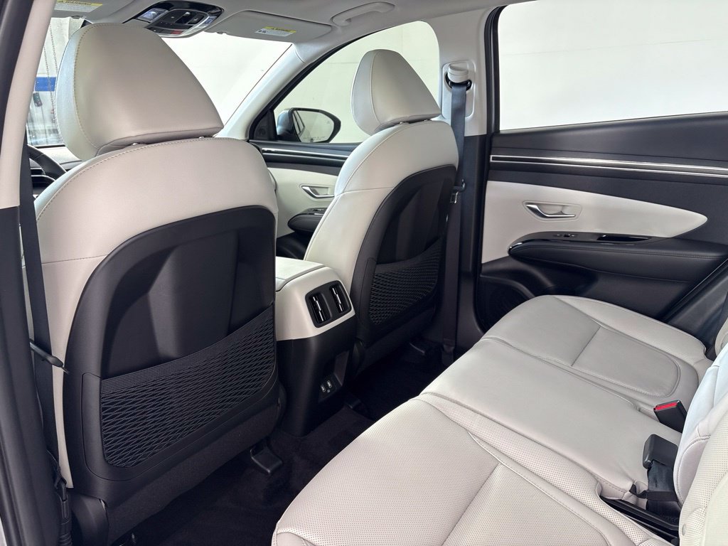 Used 2024 Hyundai Tucson Limited FWD image 19