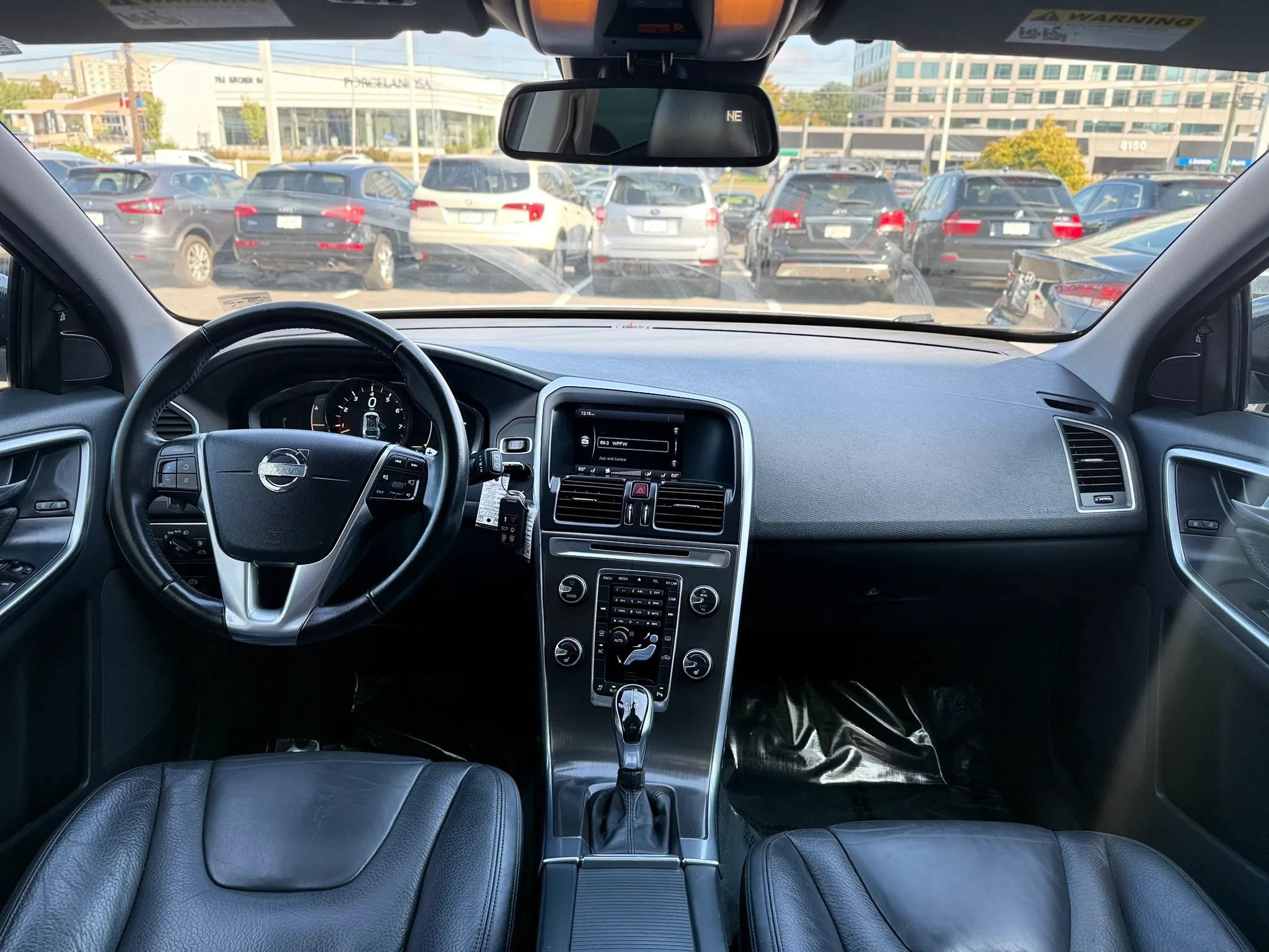 Used 2014 Volvo XC60 T6 AWD/4WD image 11