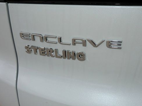 New 2026 Buick Enclave Avenir w/ Super Cruise Package FWD image 13
