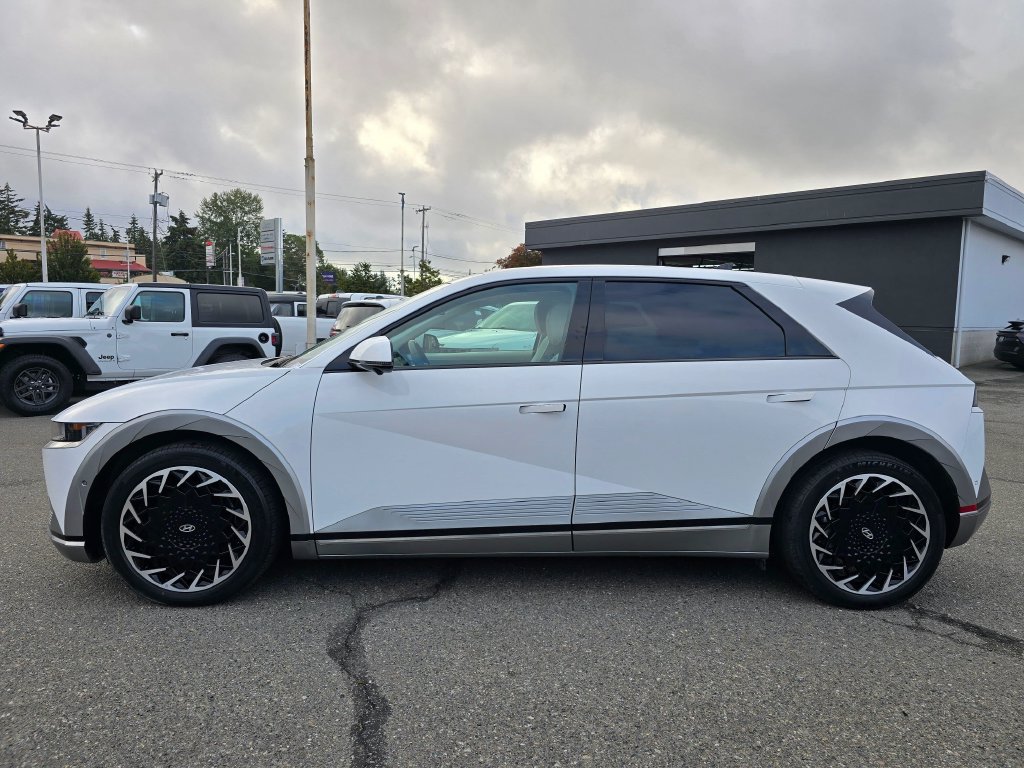 Used 2024 Hyundai Ioniq 5 Limited AWD/4WD image 4