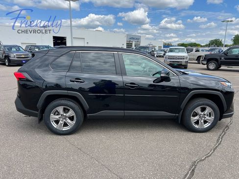 Used 2022 Toyota RAV4 XLE w/ Convenience Package AWD/4WD image 8