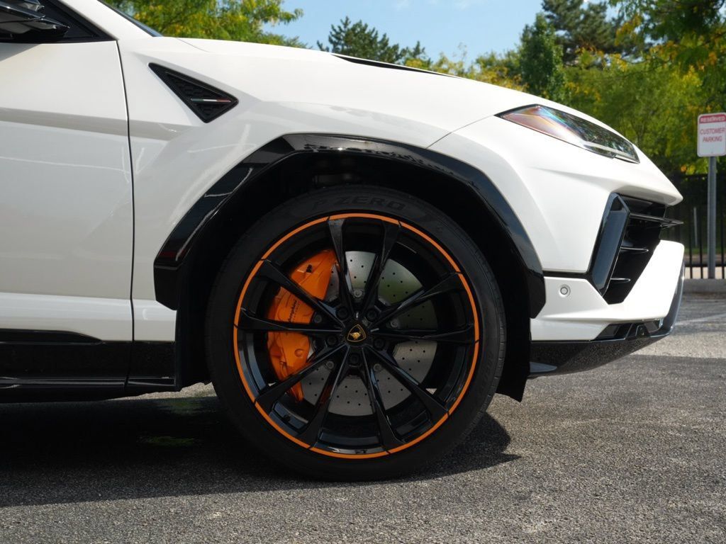 Used 2023 Lamborghini Urus S AWD/4WD image 32