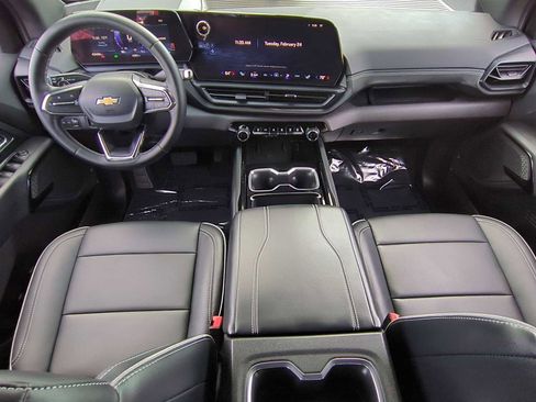 Used 2026 Chevrolet Silverado EV LT image 13