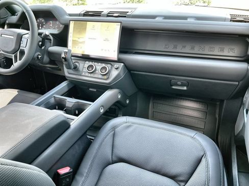 Used 2026 Land Rover Defender 130 S AWD/4WD image 14