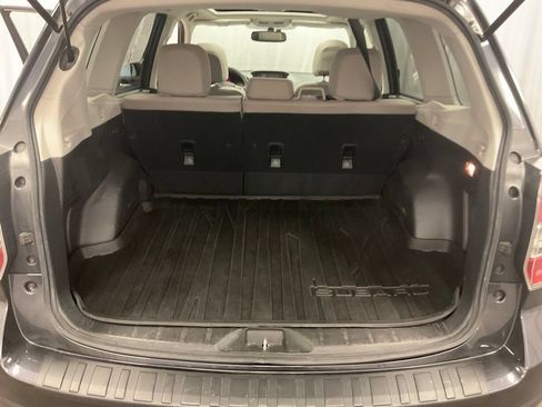 Used 2014 Subaru Forester 2.5i Limited w/ Popular Package #2 AWD/4WD image 22
