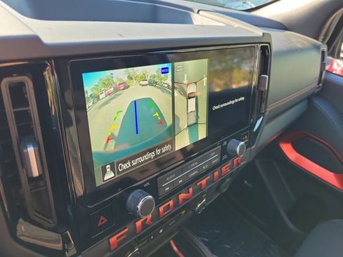 Used 2025 Nissan Frontier Pro-X w/ Pro Convenience Package RWD image 27