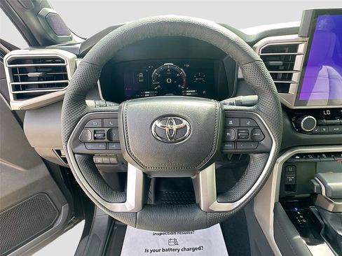 New 2026 Toyota Tundra Limited AWD/4WD image 18