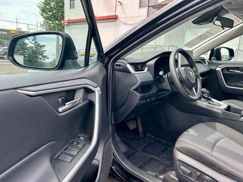 Certified 2024 Toyota RAV4 XLE w/ Convenience Package AWD/4WD image 9