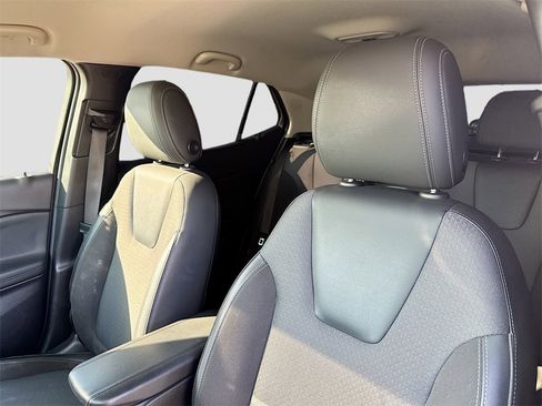 Used 2022 Buick Encore GX Select w/ Sport Touring Package image 12