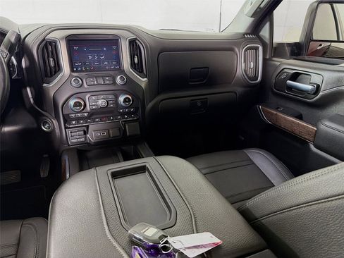 Used 2021 GMC Sierra 2500 Denali w/ Denali Ultimate Package image 26