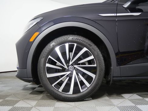 Used 2024 Volkswagen ID.4 S image 7