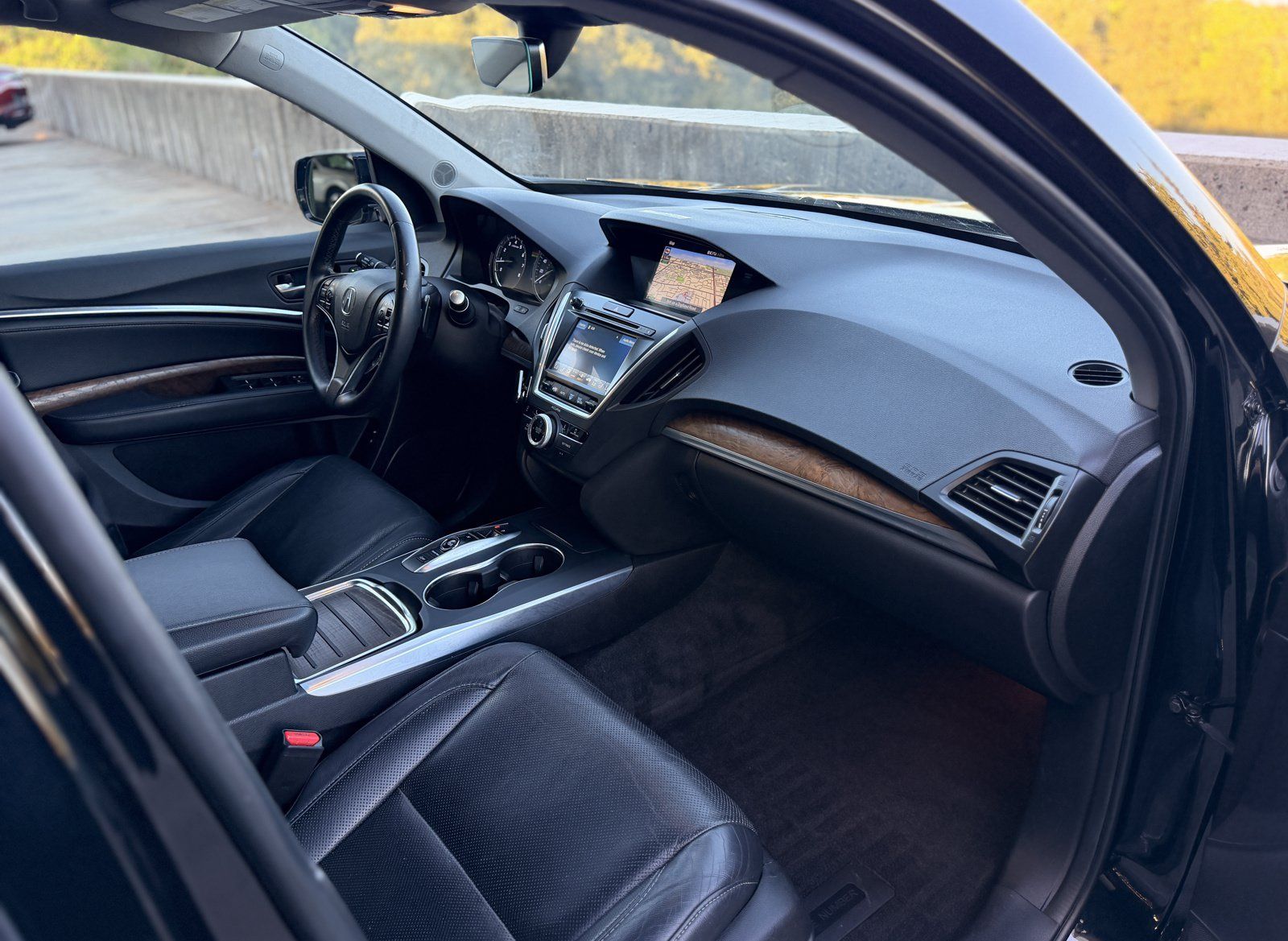 Used 2020 Acura MDX w/ Technology Package AWD/4WD image 12