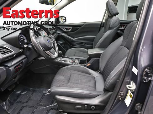 Used 2022 Subaru Forester Premium AWD/4WD image 13