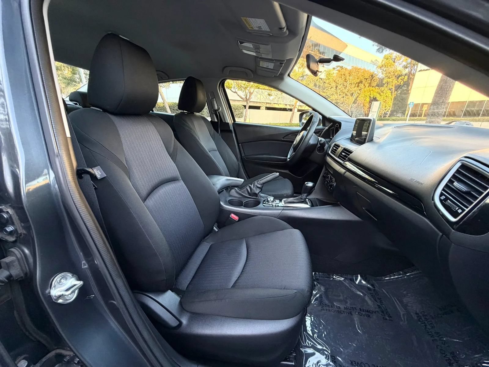 Used 2015 MAZDA MAZDA3 i Sport FWD image 12