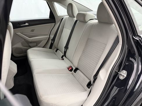 Used 2025 Volkswagen Jetta S image 27