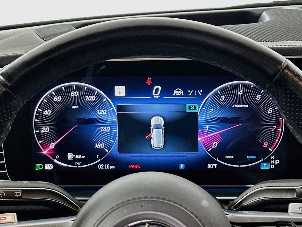 Used 2025 Mercedes-Benz GLS 580 4MATIC image 12