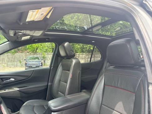Used 2023 Chevrolet Equinox RS w/ RS Leather Package AWD/4WD image 16